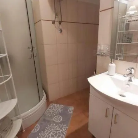 Regina - Duplex Two Bedroom 公寓 *