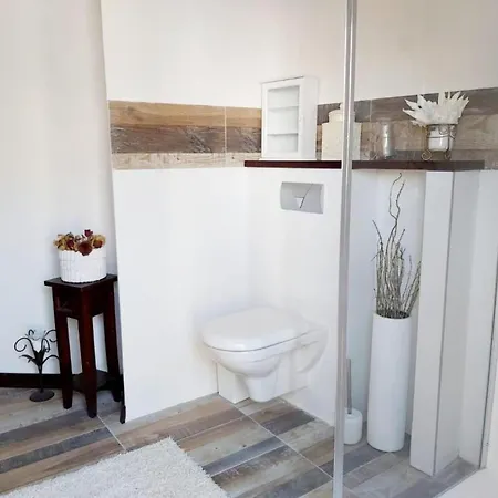 Regina - Duplex Two Bedroom *