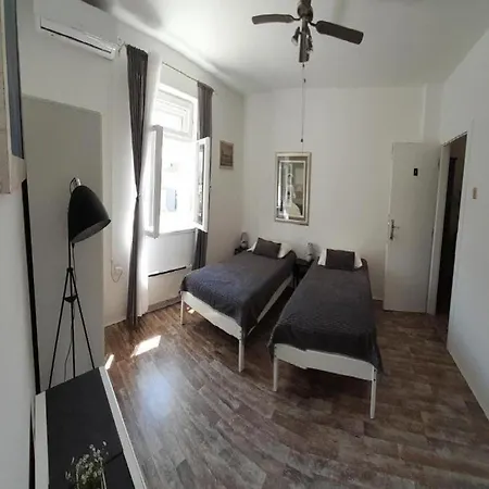 Regina - Duplex Two Bedroom